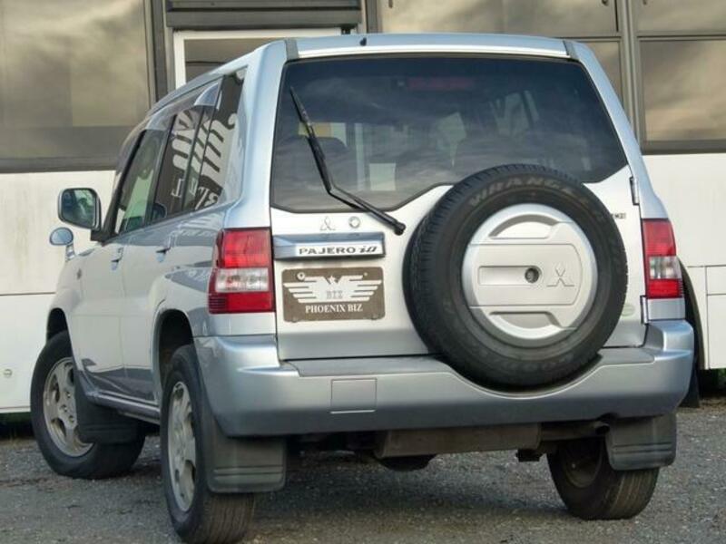 PAJERO IO