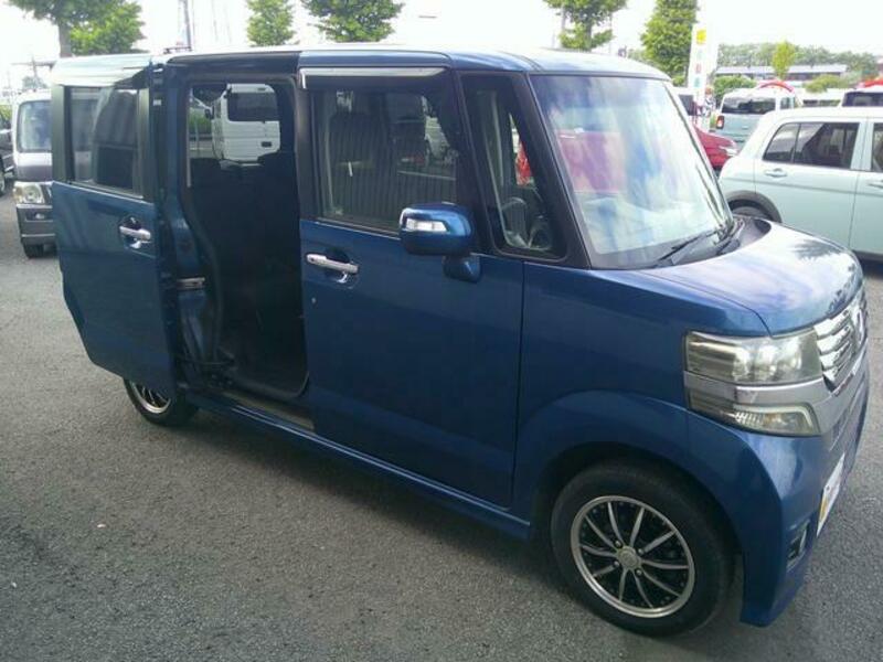 N BOX CUSTOM