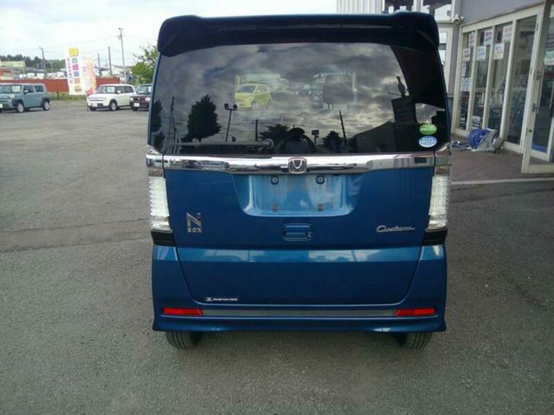 N BOX CUSTOM