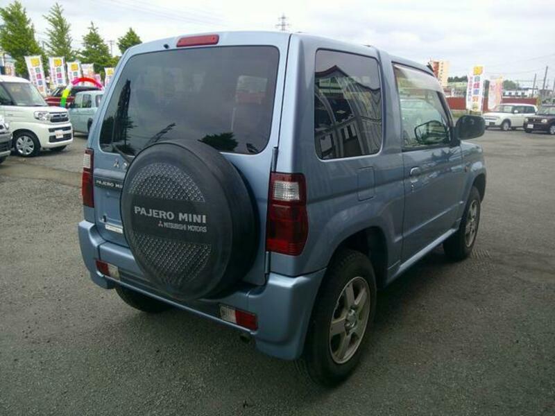 PAJERO MINI