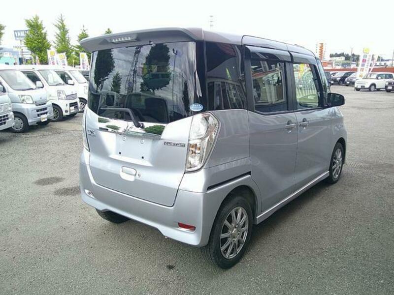 EK SPACE CUSTOM