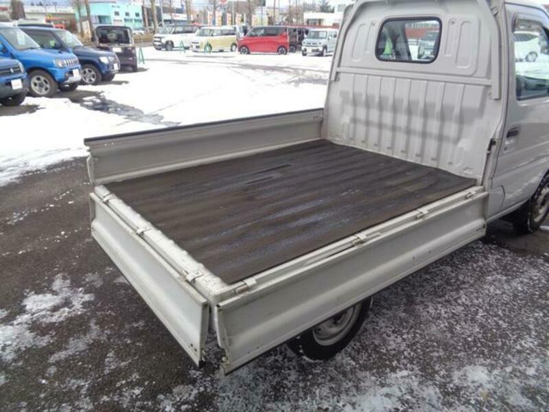 CARRY TRUCK