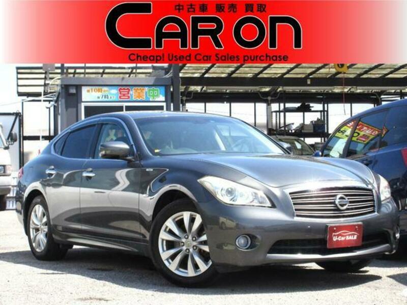 NISSAN FUGA