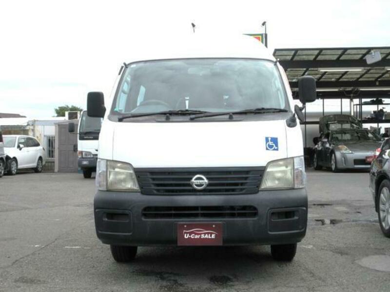 CARAVAN BUS