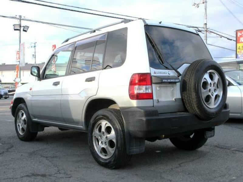 PAJERO IO