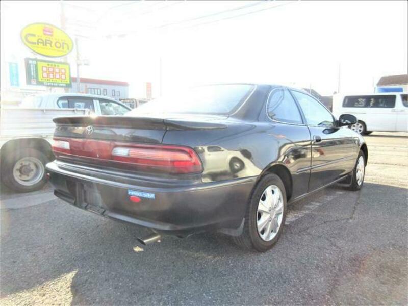 COROLLA LEVIN