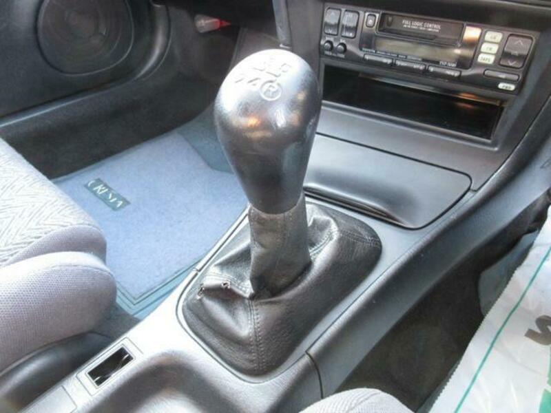 COROLLA LEVIN