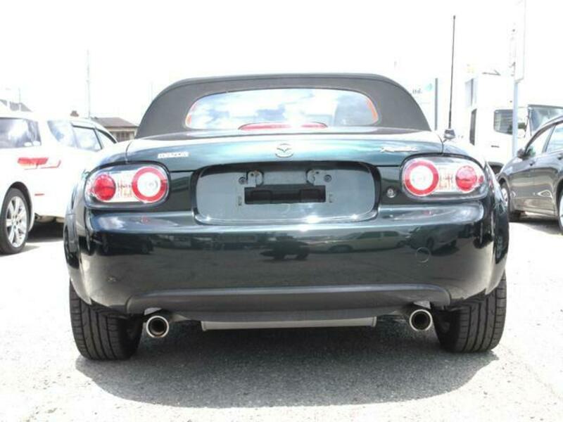 ROADSTER