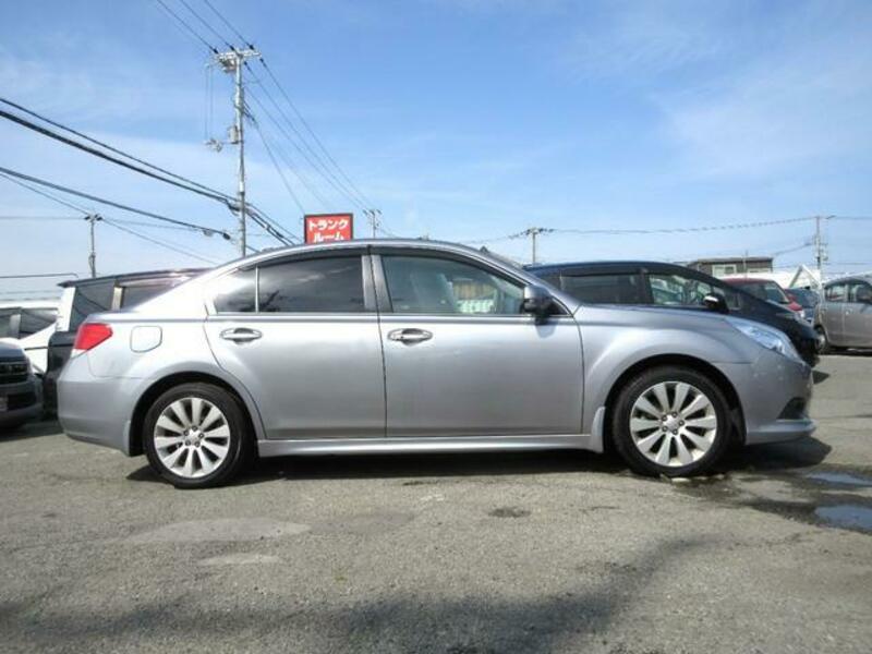 LEGACY B4