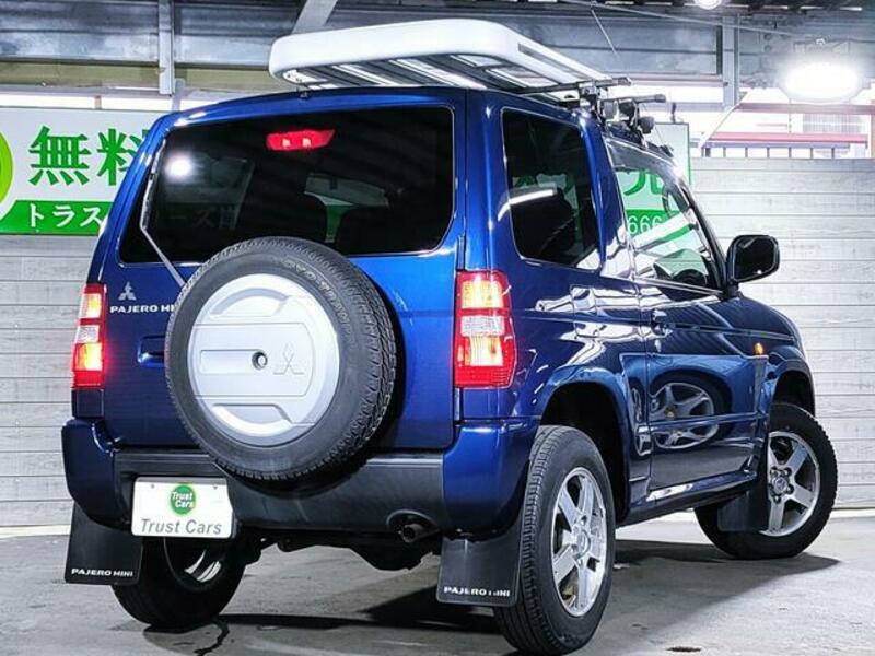 PAJERO MINI