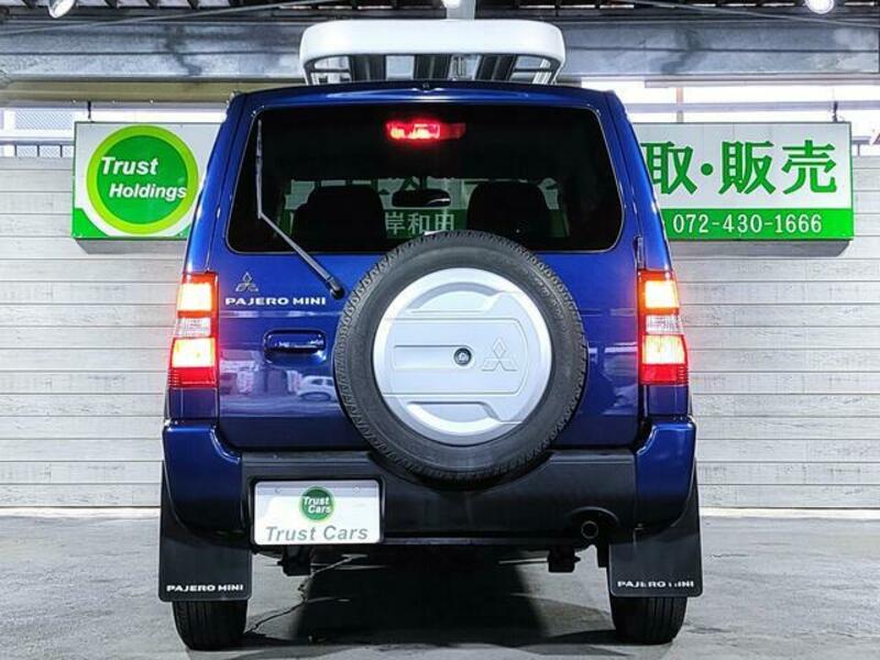 PAJERO MINI