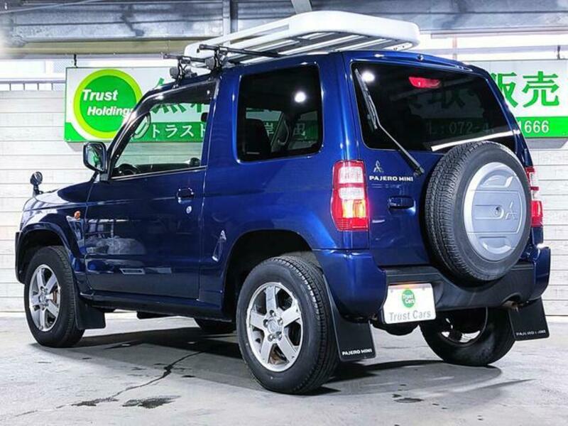 PAJERO MINI