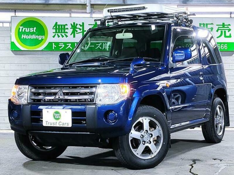 MITSUBISHI PAJERO MINI