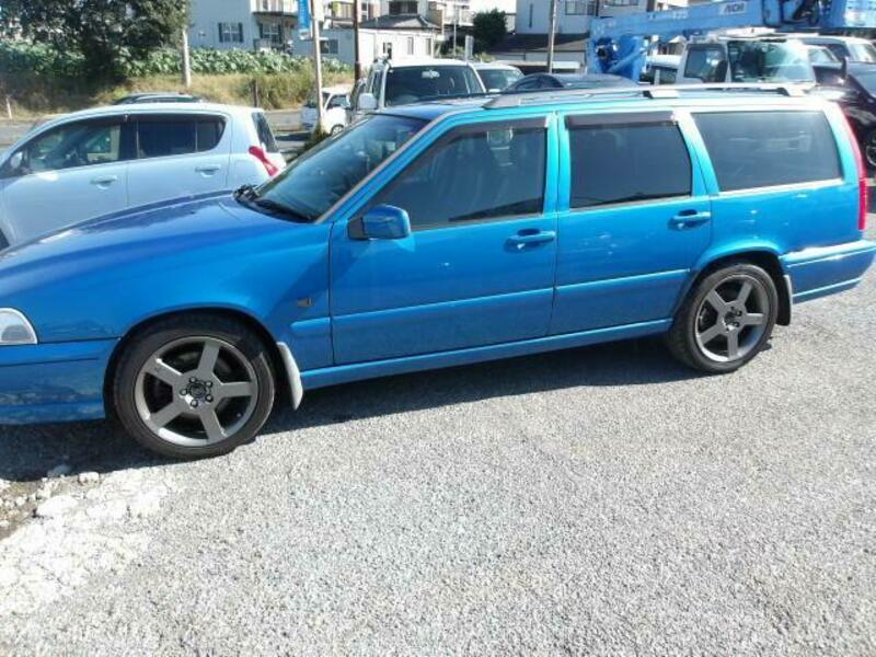 V70