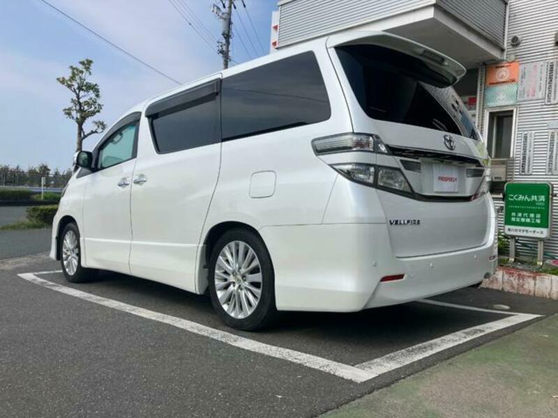 VELLFIRE