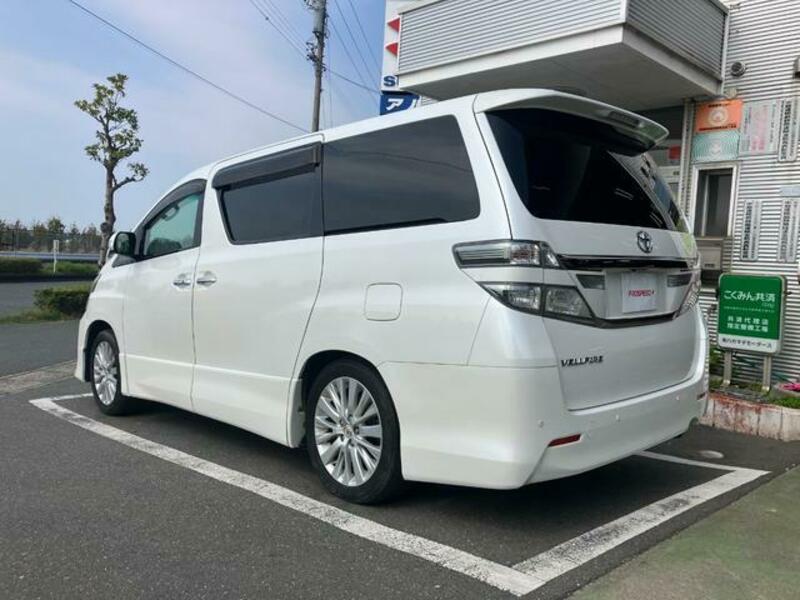 VELLFIRE