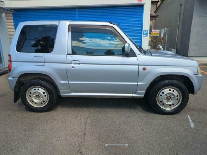 PAJERO MINI