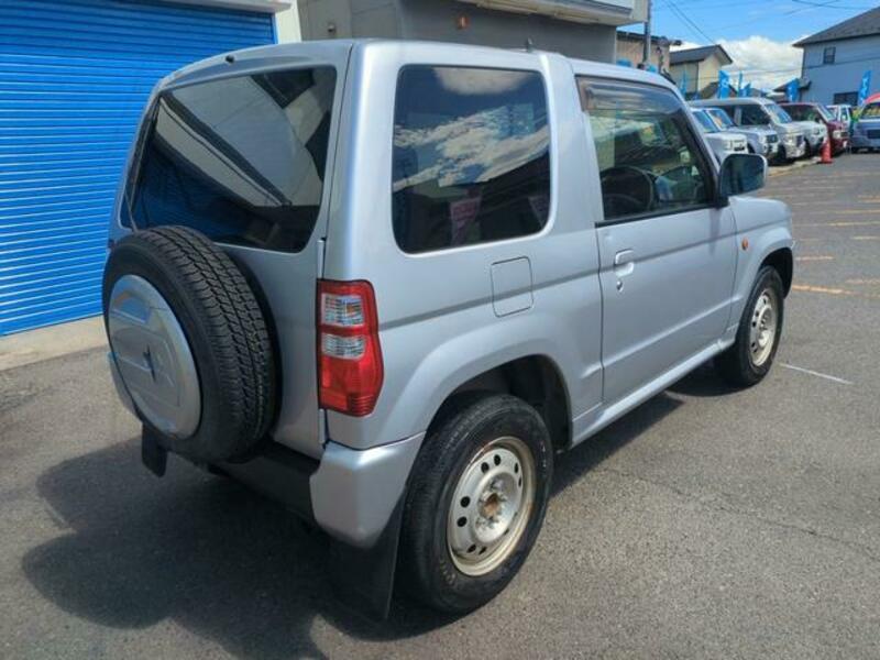 PAJERO MINI