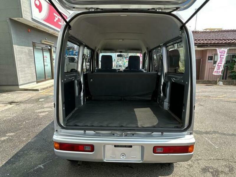 ACTY VAN