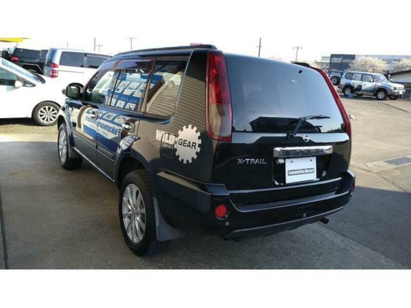 X-TRAIL
