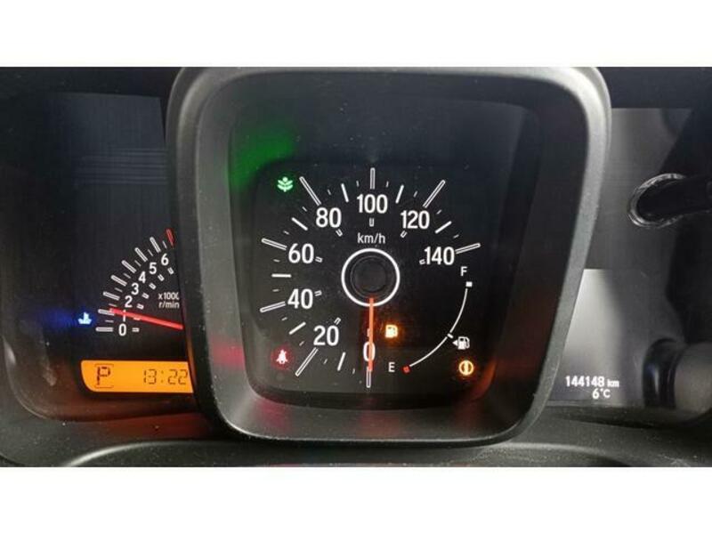 N-VAN