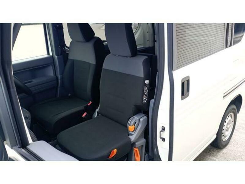 N-VAN