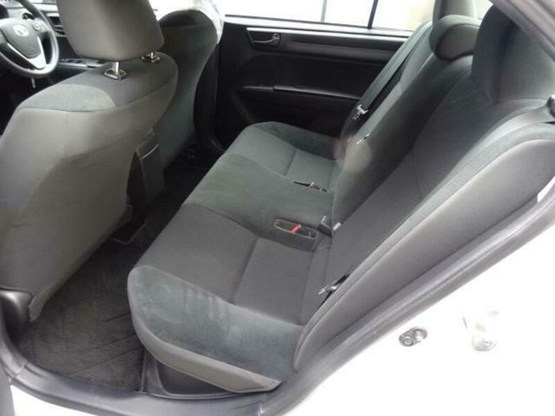 COROLLA AXIO