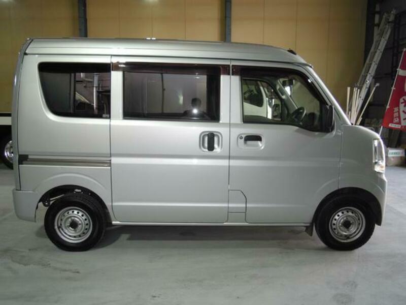 MINICAB VAN