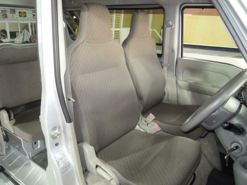 MINICAB VAN