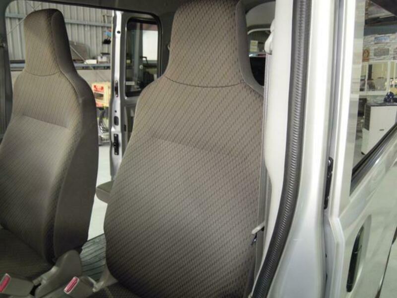 MINICAB VAN