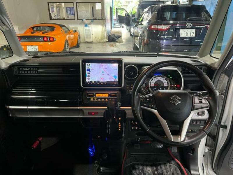 SPACIA CUSTOM