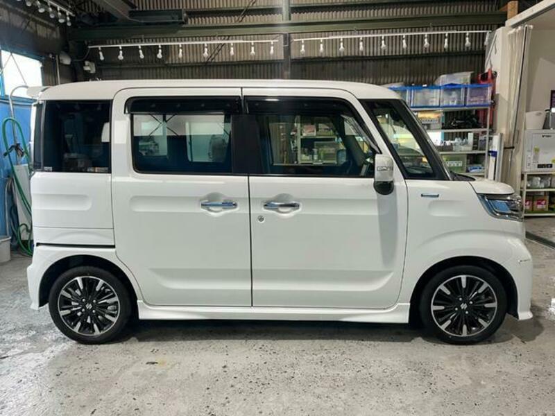 SPACIA CUSTOM