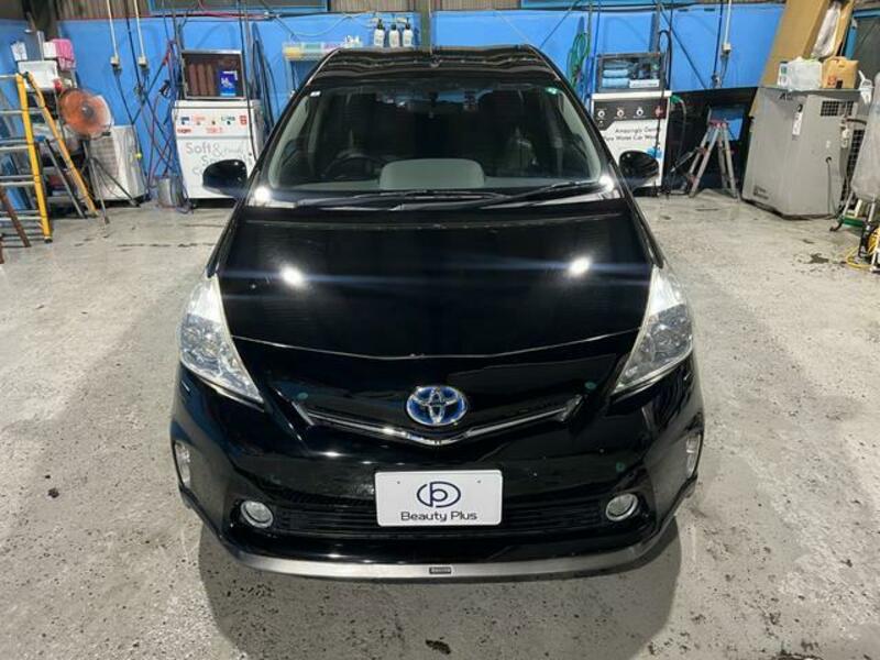 PRIUS ALPHA