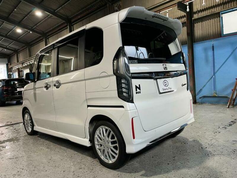 N BOX CUSTOM