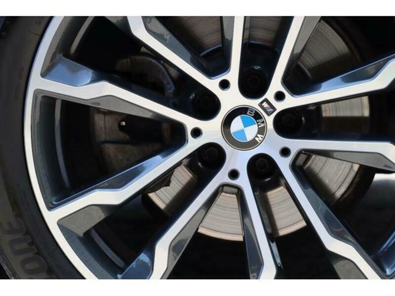 X4