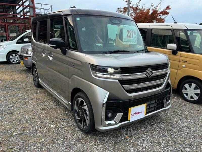 SPACIA CUSTOM