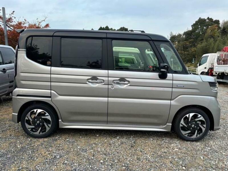SPACIA CUSTOM
