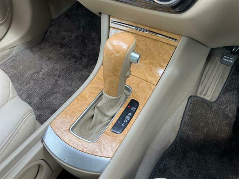 BLUEBIRD SYLPHY