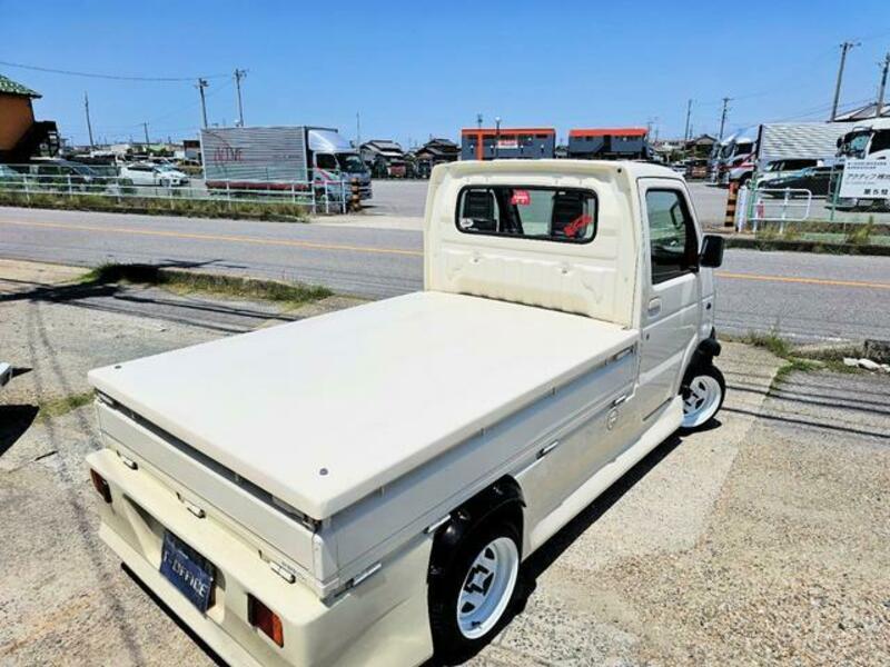 CARRY TRUCK