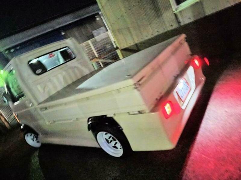 CARRY TRUCK