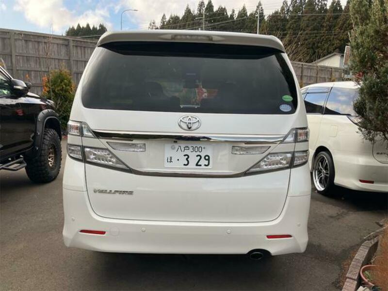 VELLFIRE