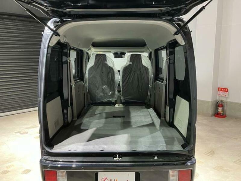 CLIPPER VAN