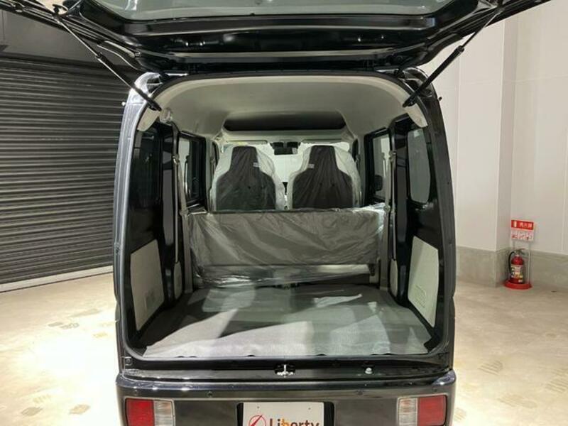 CLIPPER VAN