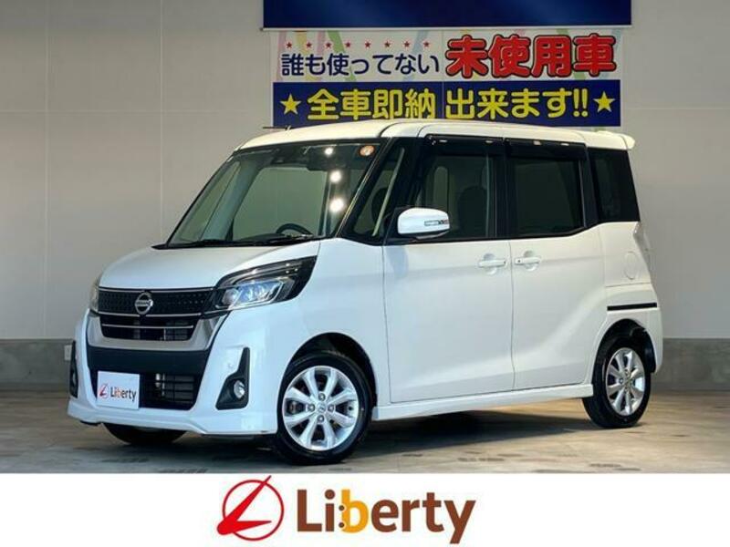 NISSAN DAYZ ROOX