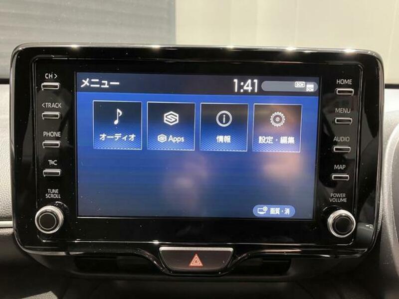 YARIS CROSS