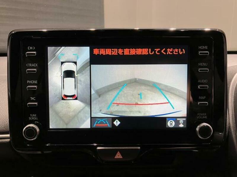 YARIS CROSS