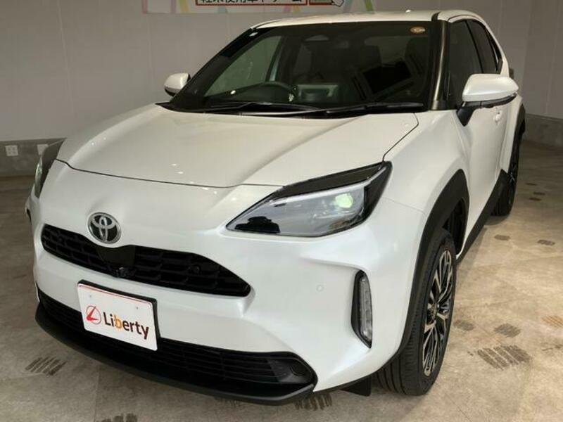 YARIS CROSS