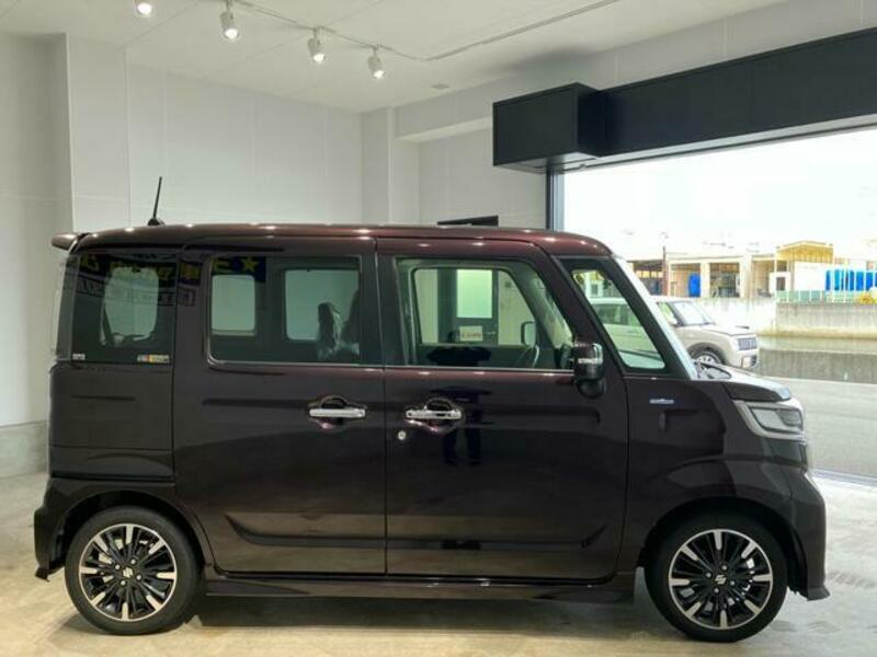 SPACIA CUSTOM