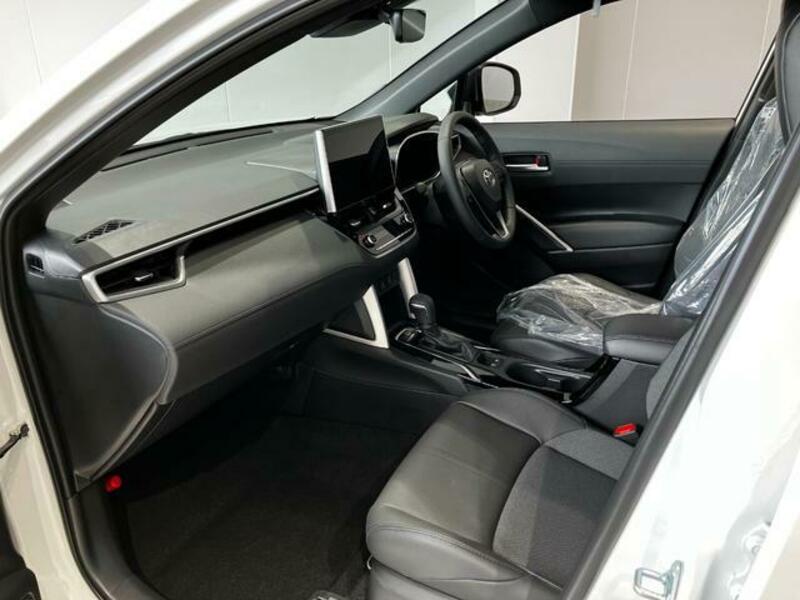 COROLLA CROSS
