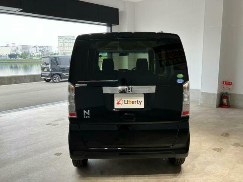 N BOX